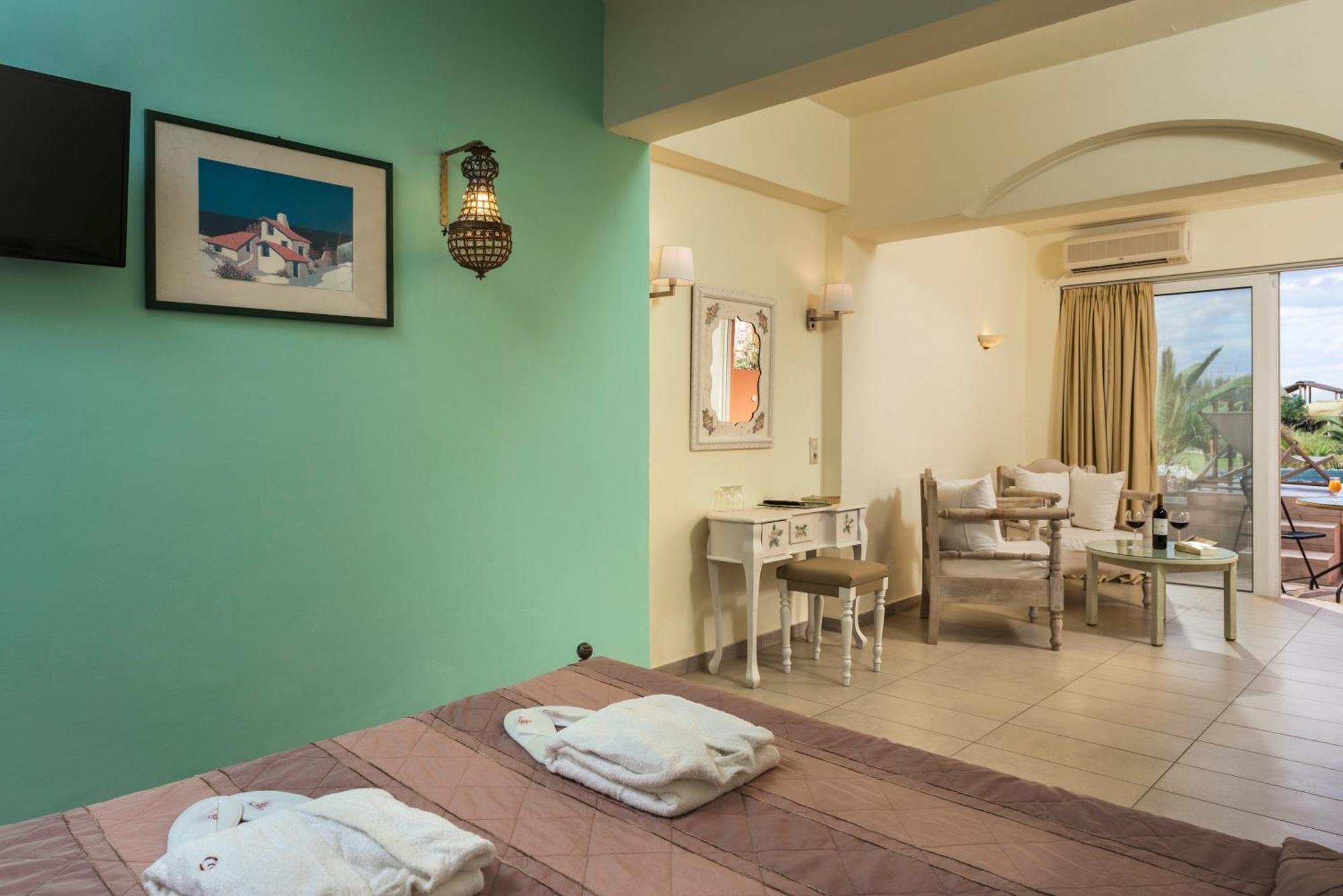 Orpheas Resort Hotel (Adults Only) Paralia Kourna Dış mekan fotoğraf
